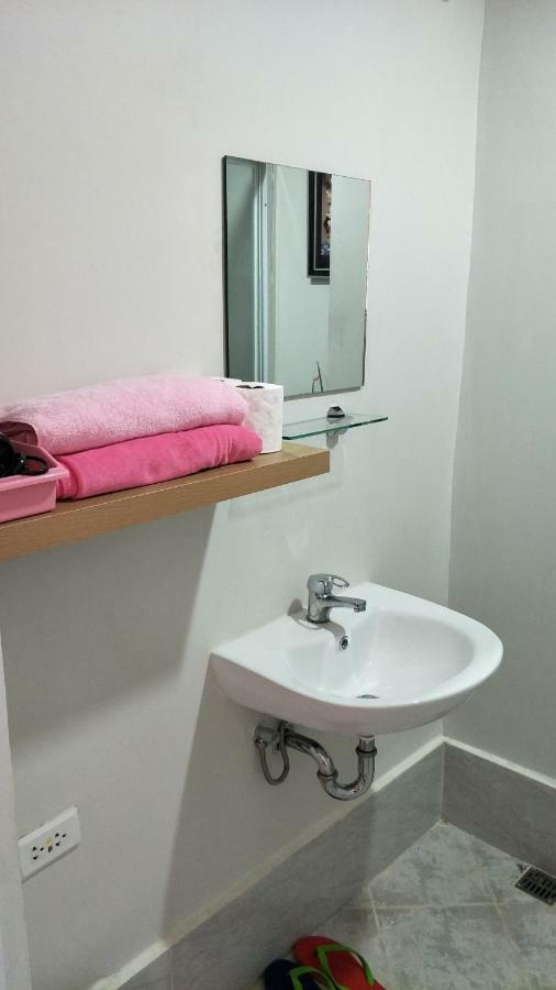 Lelani'S Comfy Condo Lapu-Lapu City Luaran gambar